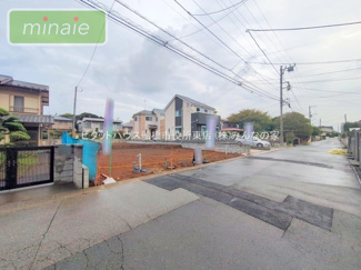 【前面道路含む現地写真】 | 地震に強い家　WIC　小学校8分　船橋市習志野台5　全3棟　C号棟 | 販売現地