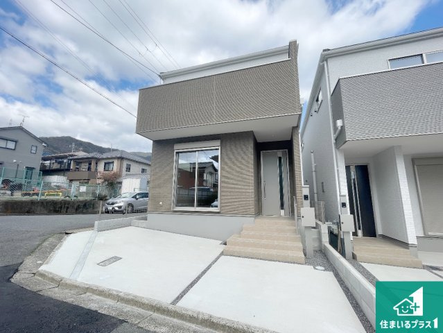 大津市滋賀里　第2期　新築一戸建ての外観|安心の10年保証！外観を美しく保ち、雨水で汚れを落とします！気になることがありましたら、お気軽にお問い合わせください！