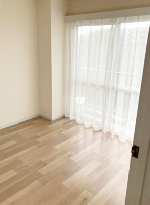 【洋室】 | 六甲ロイヤル