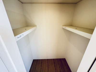 【収納】 | 松戸市金ケ作新築戸建【金ケ作小学校：3分】 | 7帖寝室・ウォークインクローゼット