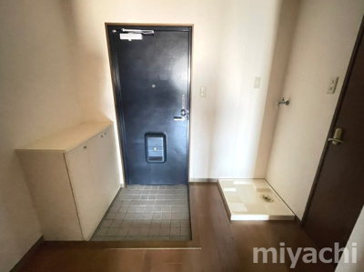 【玄関】 | グランディール矢三　D