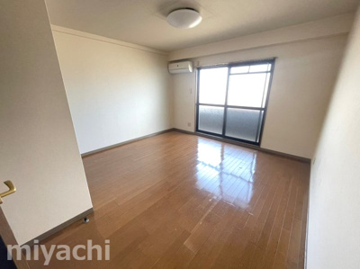 【内装】 | グランディール矢三　D