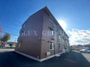 トリアテュラーの画像