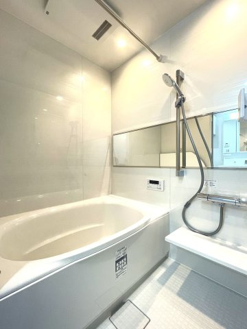 グリーンパーク花畑Ⅰの浴室