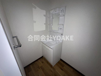 【洗面所】 | メゾンクレールB