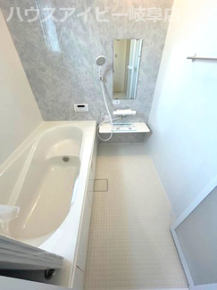 【浴室】 | 岐阜市島田新築建売全3棟！ご家族様にオススメの5LDK！最寄りのバス停徒歩5分！お車並列3台可能！ | 岐阜市島田新築建売全3棟！ご家族様にオススメの5LDK！最寄りのバス停徒歩5分！お車並列3台可能！