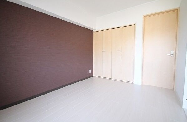 フォーシーズン御幸山の寝室