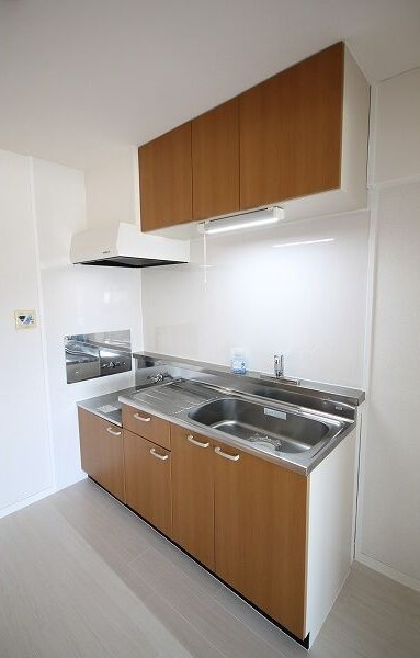 フォーシーズン御幸山のキッチン