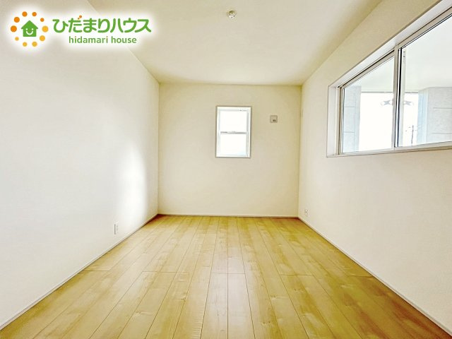 【洋室】 | ひたちなか市稲田10期　新築戸建　7号棟 | 机にベットを置けば子供部屋の完成です！