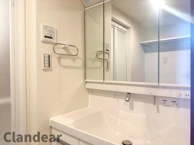日神パレステージ竹ノ塚第2の独立洗面台|ドキドキの新生活も、安心してスタート。ぴったりの住まいを見つけませんか？クランディアが一緒に住まい選びをサポートします‼　まずは、お気軽にお問合せください　＃クランディア