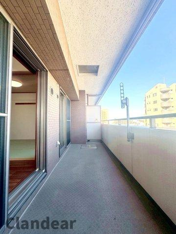 日神パレステージ竹ノ塚第2のバルコニー|ドキドキの新生活も、安心してスタート。ぴったりの住まいを見つけませんか？クランディアが一緒に住まい選びをサポートします‼　まずは、お気軽にお問合せください　＃クランディア