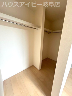 【収納】 | 岐阜市島田新築建売全3棟！ご家族様にオススメの5LDK！最寄りのバス停徒歩5分！お車並列3台可能！ | 岐阜市島田新築建売全3棟！ご家族様にオススメの5LDK！最寄りのバス停徒歩5分！お車並列3台可能！