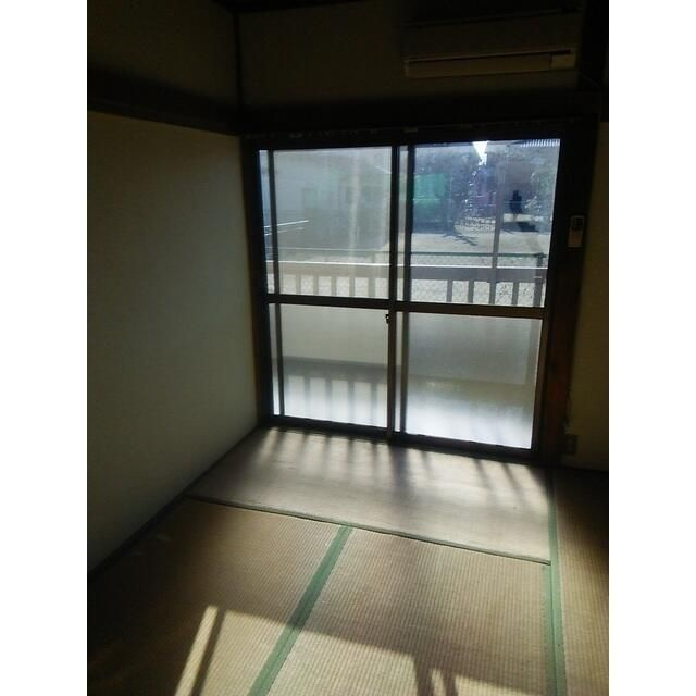 美幸ハイツの寝室