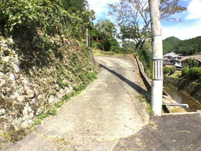 【前面道路含む現地写真】 | 篠場中古住宅