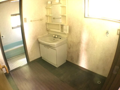 【独立洗面台】 | 篠場中古住宅