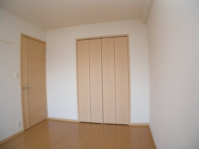 TKエレガンテの洋室