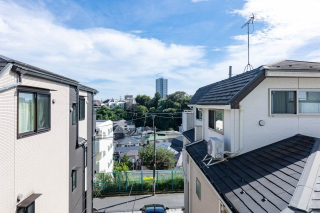 【展望】 | 赤羽西3丁目戸建て | 南ひな壇につき見下ろす眺望が開放的です。