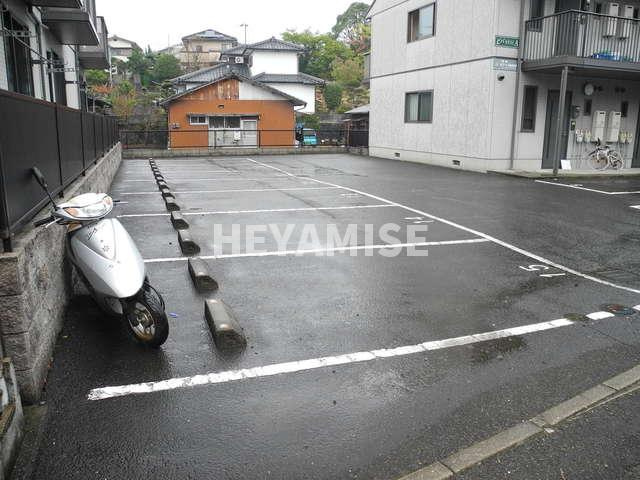 ビバ・セキスイBの駐車場