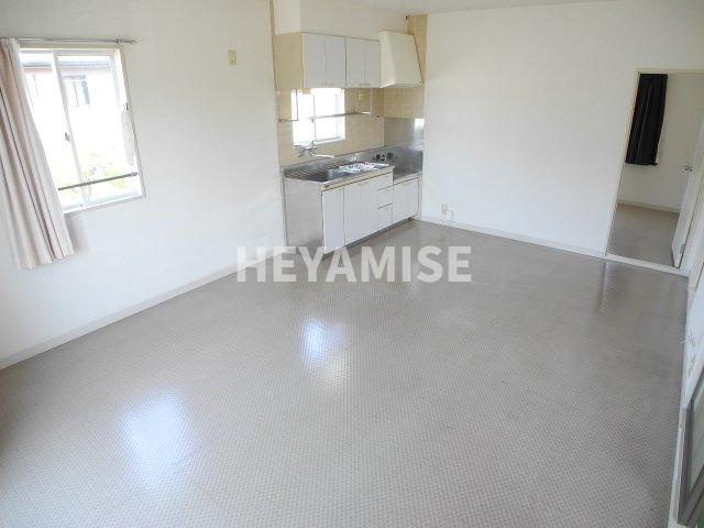 サンハイツ平山Cの居間・リビング|※室内画像は別号室のもの