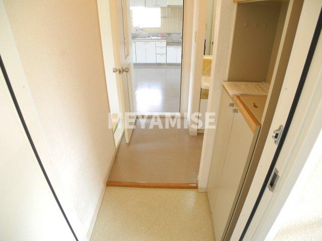 サンハイツ平山Cの玄関|※室内画像は別号室のもの