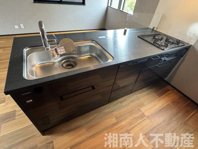 鎌倉市岩瀬１４５３新築戸建てのキッチン|キッチンでお料理をお楽しみください