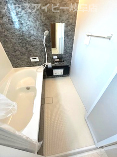 【浴室】 | 岐阜市島田新築建売全3棟！ご家族様にオススメの5LDK！最寄りのバス停徒歩5分！お車並列3台可能！ | 岐阜市島田新築建売全3棟！ご家族様にオススメの5LDK！最寄りのバス停徒歩5分！お車並列3台可能！