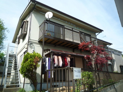 【外観】 | ファミーユ彩霞 | 外観は落ち着いています