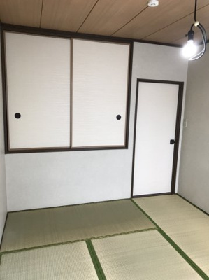 【寝室】 | ファミーユ彩霞 | 落ち着いて過ごせるお部屋なので、寝室にいかがでしょうか