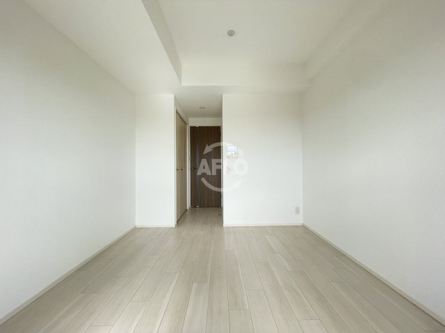 スプランディッド大阪WESTの居間・リビング|スプランディッド大阪WEST　洋室