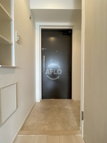 スプランディッド大阪WESTの玄関|スプランディッド大阪WEST　玄関