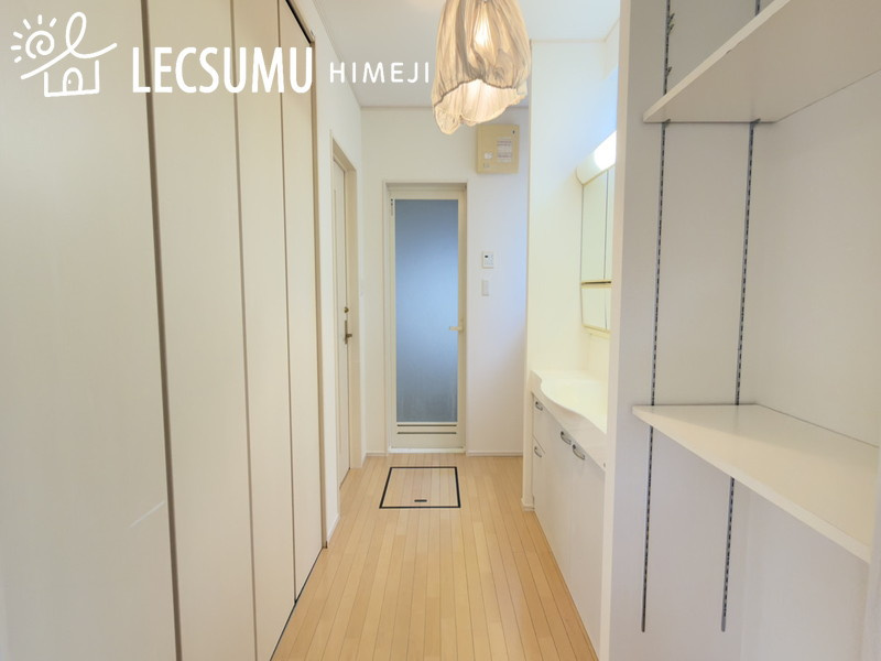 姫路市辻井７丁目／中古戸建の独立洗面台