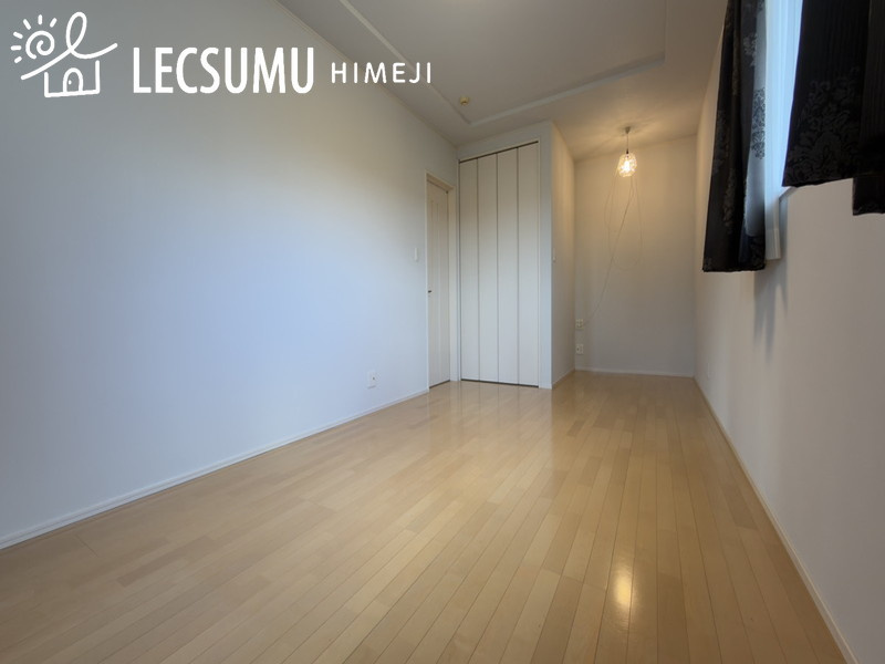 姫路市辻井７丁目／中古戸建の寝室