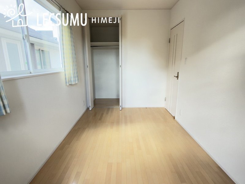 姫路市辻井７丁目／中古戸建の洋室