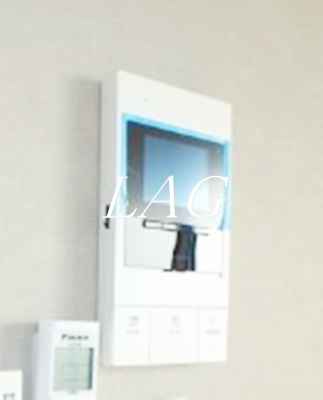 【設備】 | ソラリス | モニター付きインターフォンです。