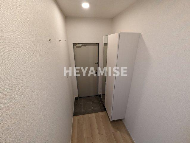 プロムナードメゾン参番館Fの玄関|※室内画像は類似物件のもの