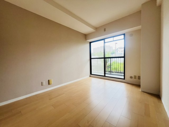 ダイアパレス名谷の居間・リビング