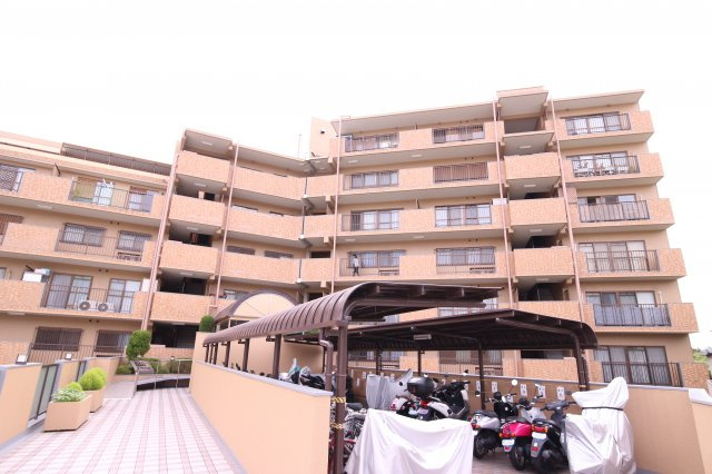 ダイアパレス名谷の外観