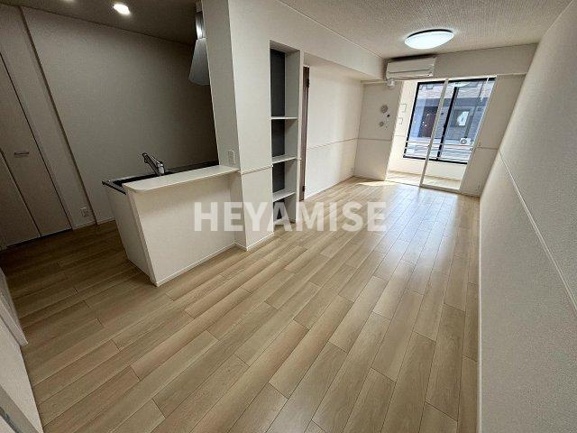 エミネント長田Ⅱの居間・リビング|※室内画像は別号室のもの