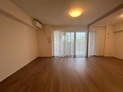 【居間・リビング】 | デュオヒルズ秋谷 | リビングです