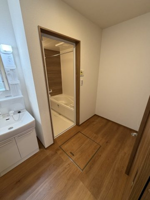 【洗面所】 | グランソフィア大門