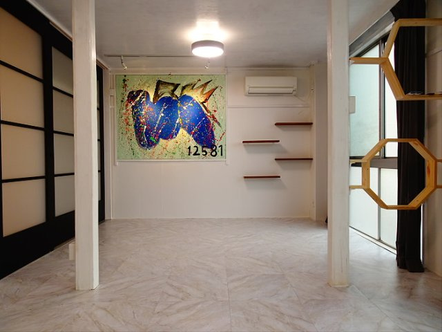 東 ビルの居間・リビング