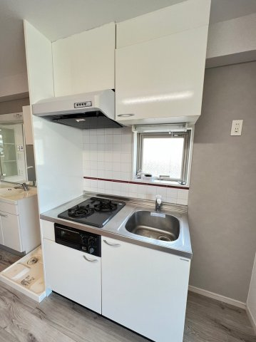 皐綾館のキッチン