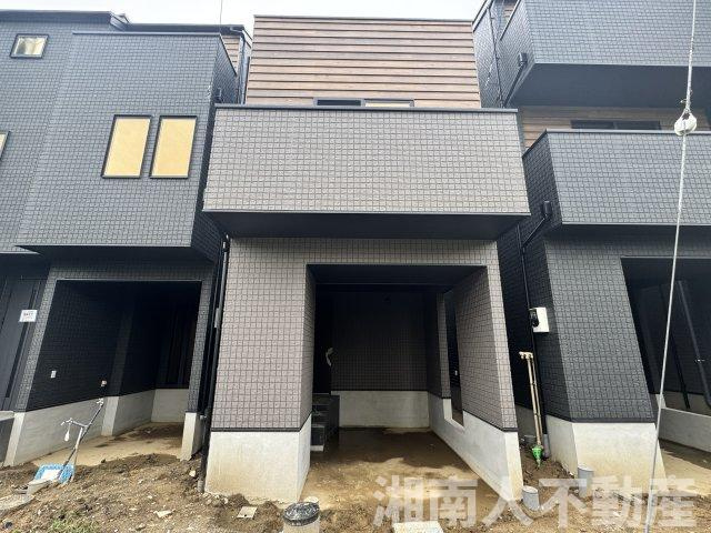 鎌倉市岩瀬１４５３新築戸建ての外観|きれいな外観です