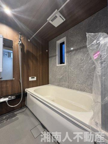 鎌倉市岩瀬１４５３新築戸建ての浴室|きれいなお風呂です