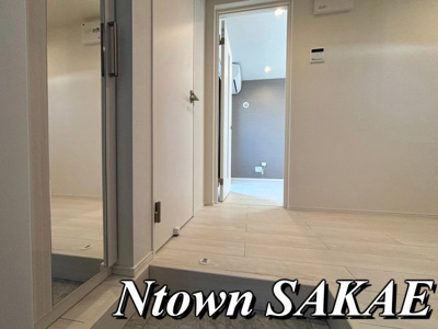 【玄関】 | プルミエール角割町 | きれいな玄関です