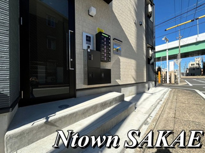 【エントランス】 | プルミエール角割町 | 毎日通るエントランスはこのようになっています