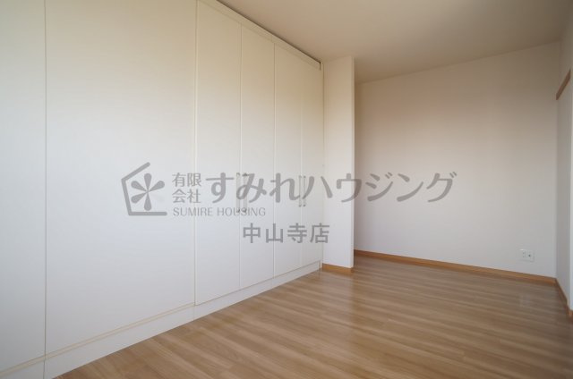 大塚様戸建貸家Ⅱの洋室