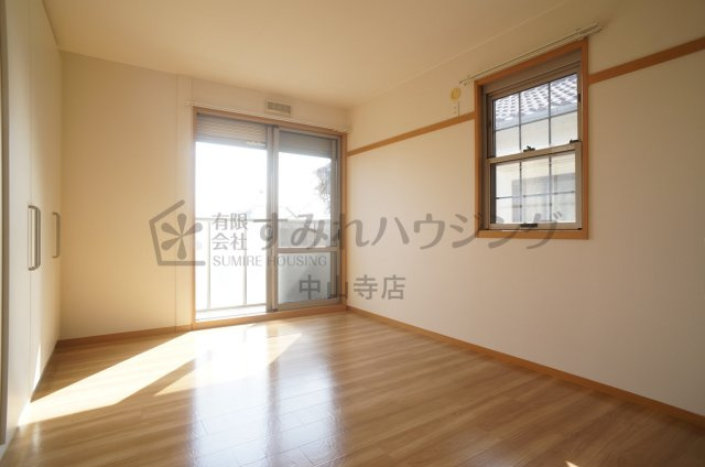 大塚様戸建貸家Ⅱの寝室