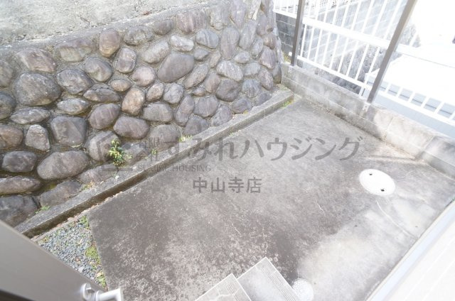 大塚様戸建貸家Ⅱの庭