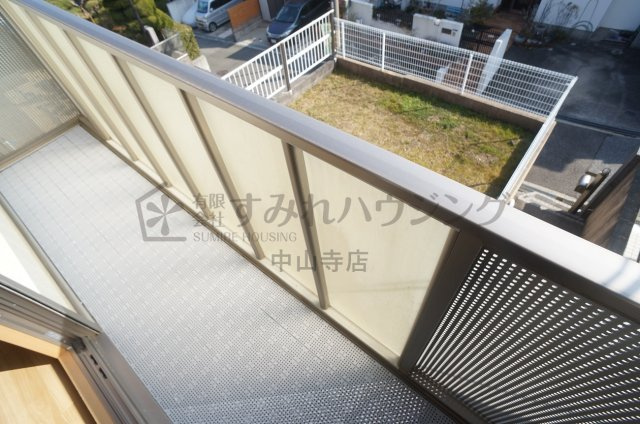 大塚様戸建貸家Ⅱのバルコニー